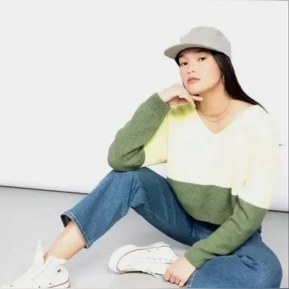 BP Wildfang Colorblock cropped sweater XS - Picture 1 of 11